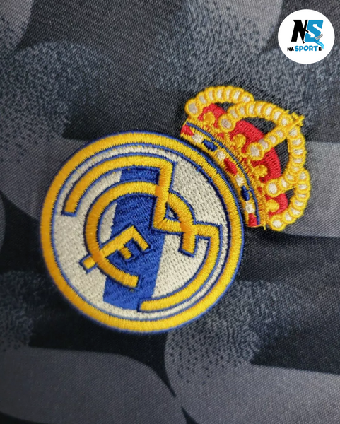 Футбольна форма дитяча з індивідуальним нанесенням Real Madrid (Реал Мадрид), сезон 24/25, 20 розмір, ріст 115-120 см, чорна RM-IA-20 фото