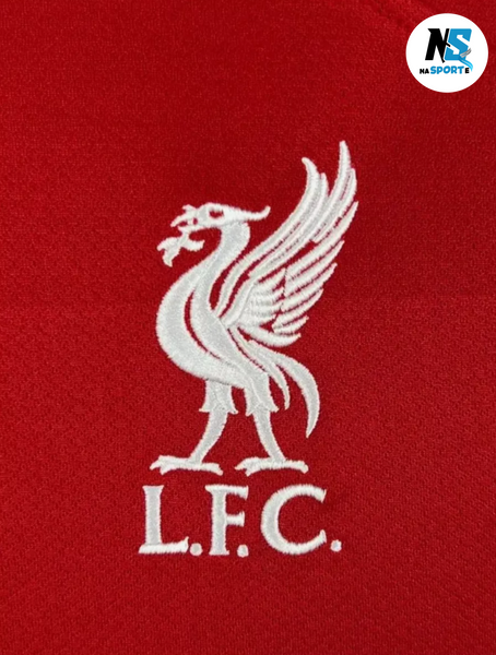 Форма футбольна дитяча з індивідуальним нанесенням Liverpool (Ліверпуль), сезон 24/25, 20 розмір, ріст 115-120 см, червона L-IA-24 фото